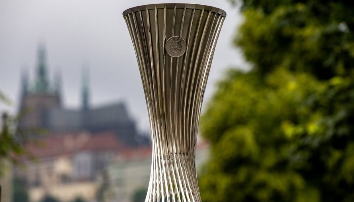 A Qu Hora Y Qu Canal Transmite La Final De La Uefa Conference League