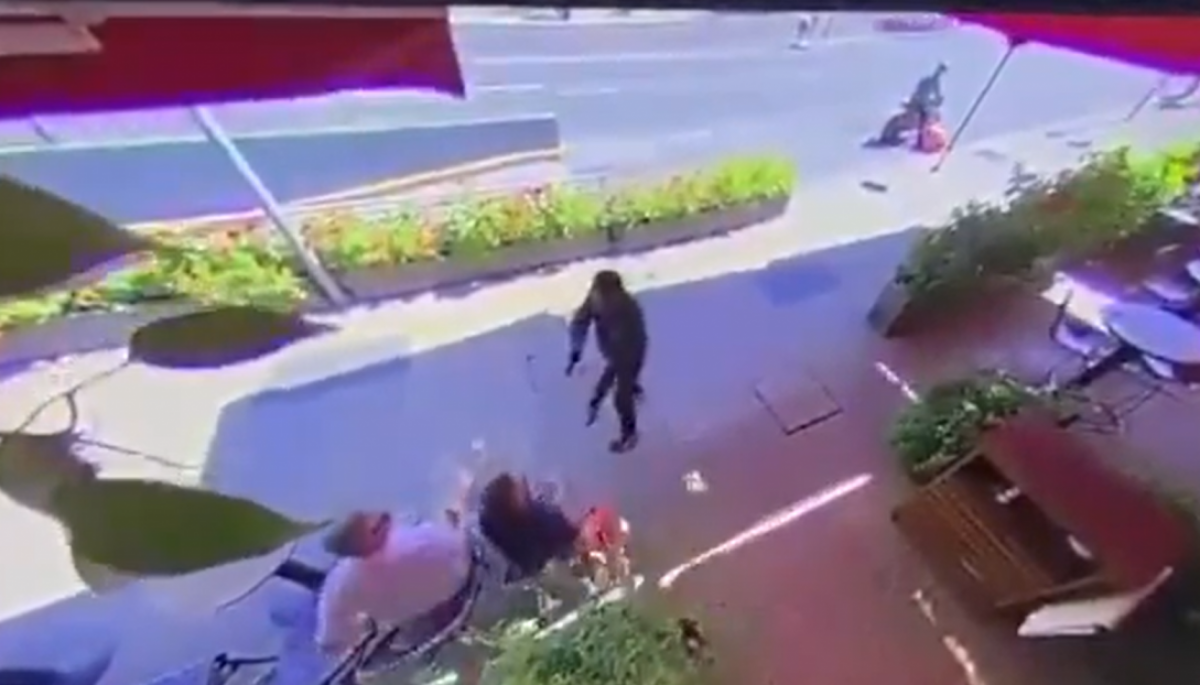 Video Violento Asalto A Turistas Extranjeros En Las Condes