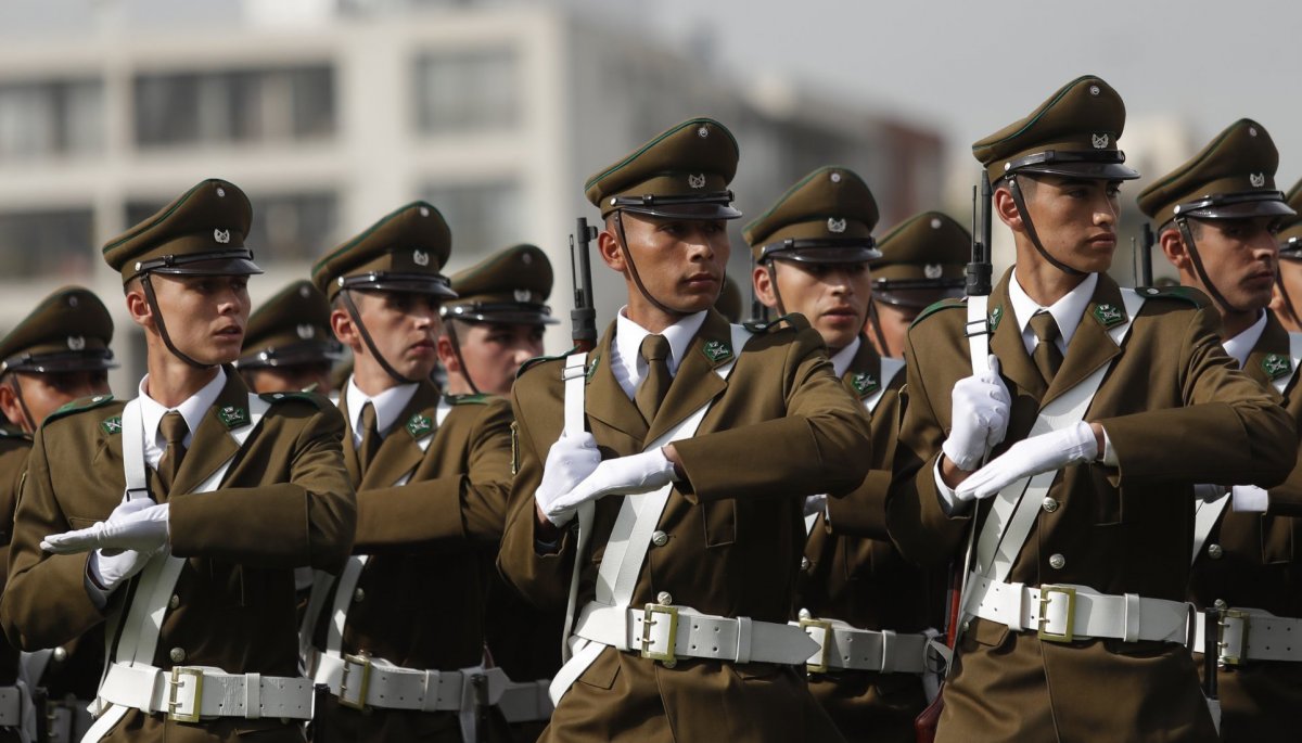 C Mo Postular A Carabineros Requisitos Y Sueldos De La Polic A En