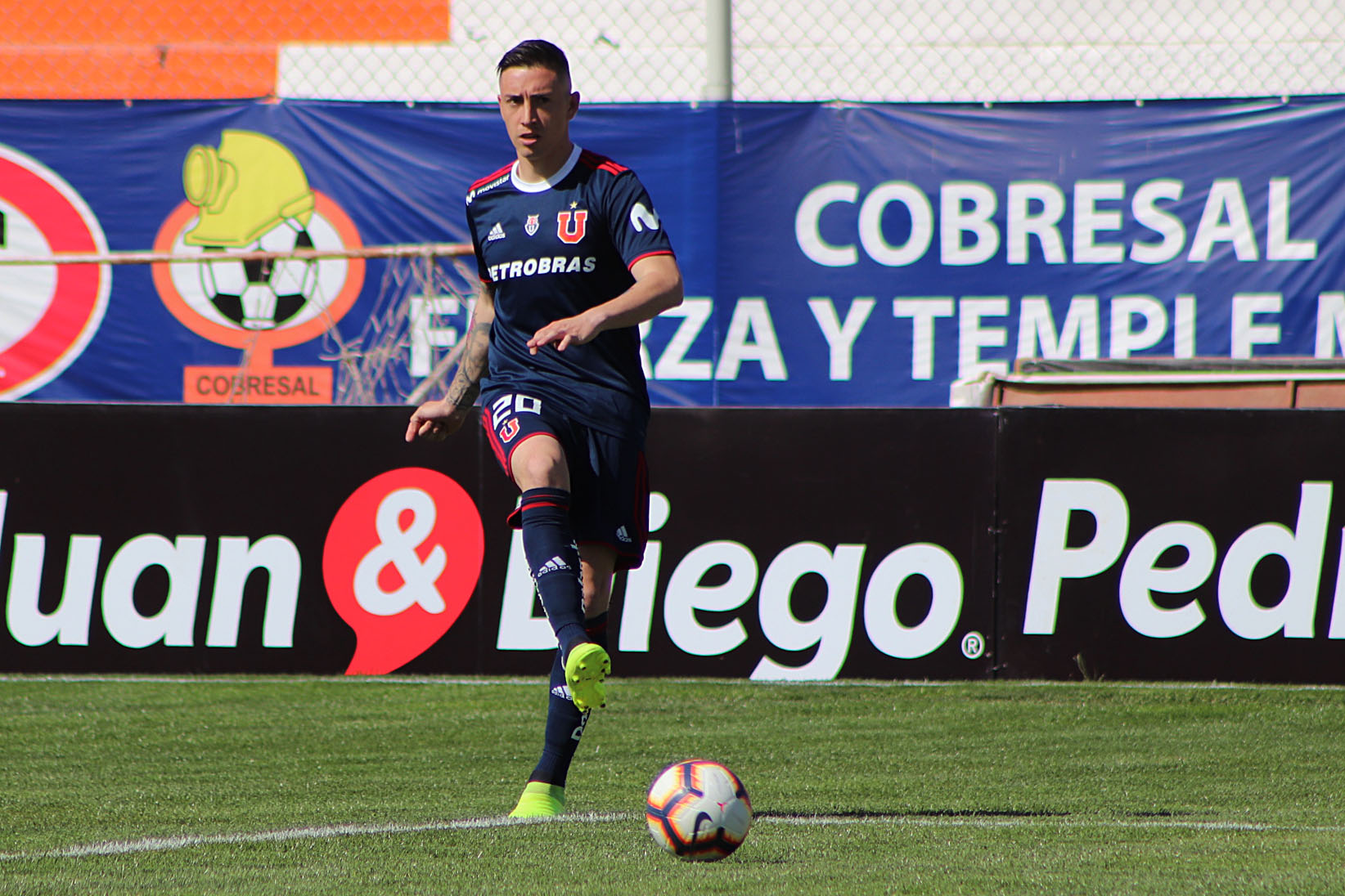 Echemanía? Dos equipos mexicanos se pelean a Rodrigo Echeverría tras su  salida de Everton – En Cancha