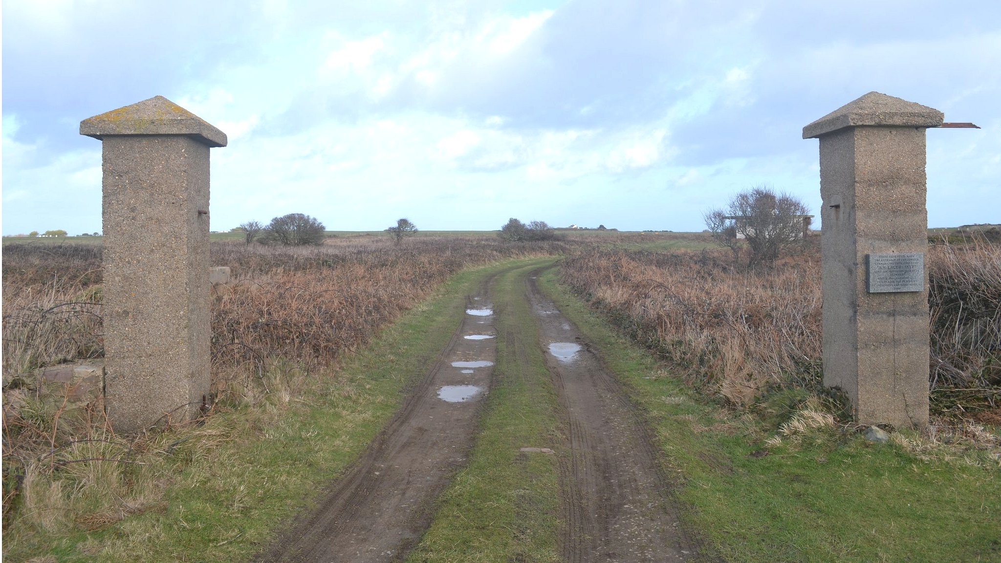 Entrada al campo de concentarción de Lager-Sylt.