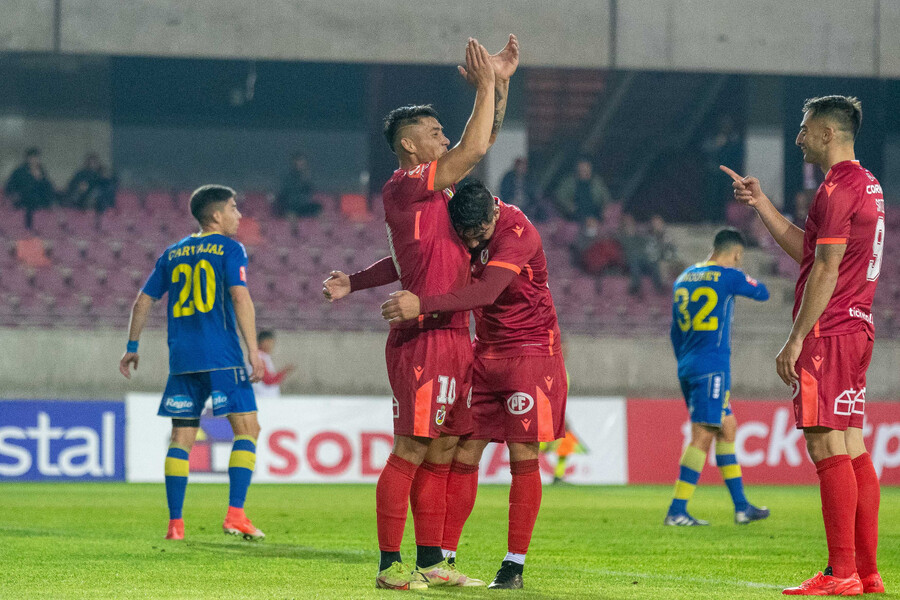 Primera B: Deportes La Serena Supera A Barnechea Y Así Quedó La Tabla ...