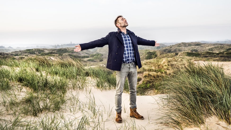 Hombre en la playa