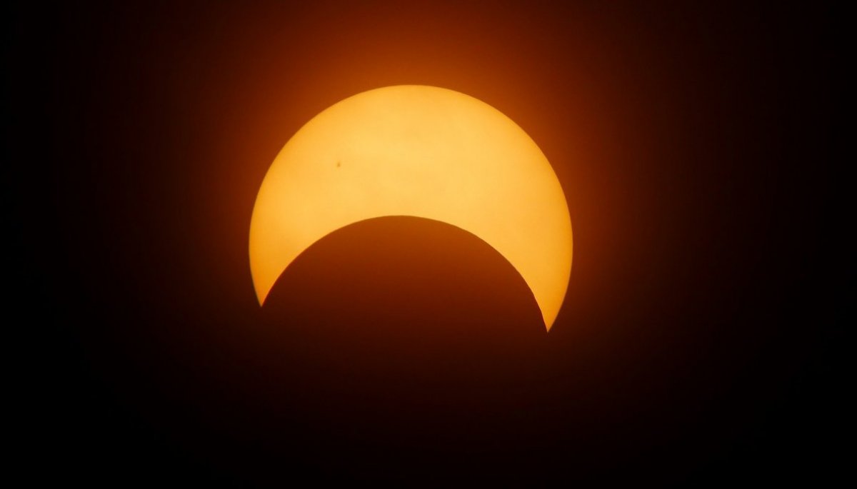 Eclipse solar 14 de octubre NASA confirma cuánto verá Chile 24horas