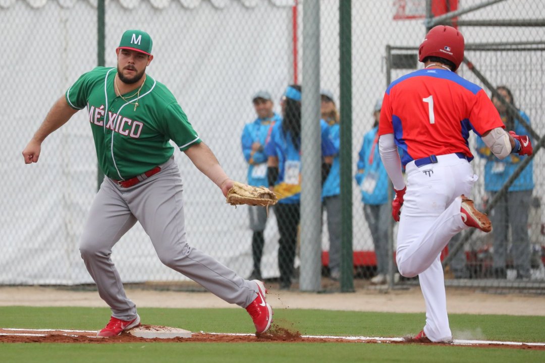 Partido béisbol Chile vs. México