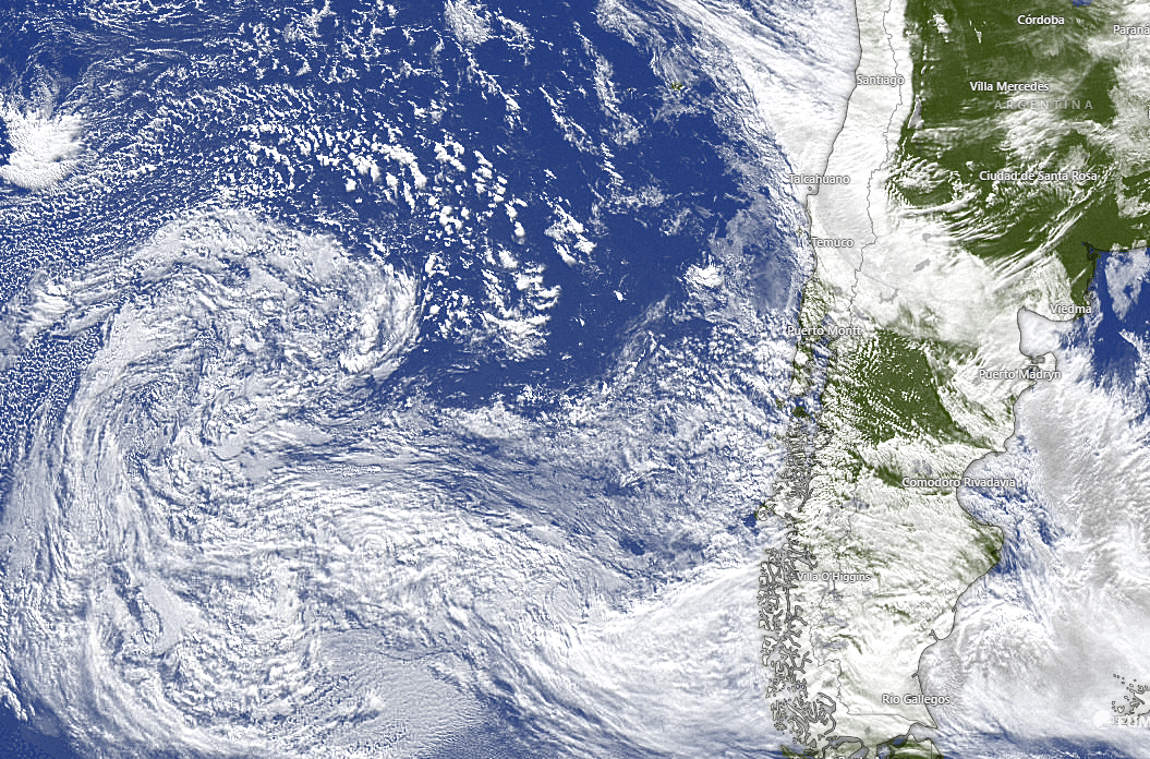 Imagen satelital de ciclón sobre Chile.