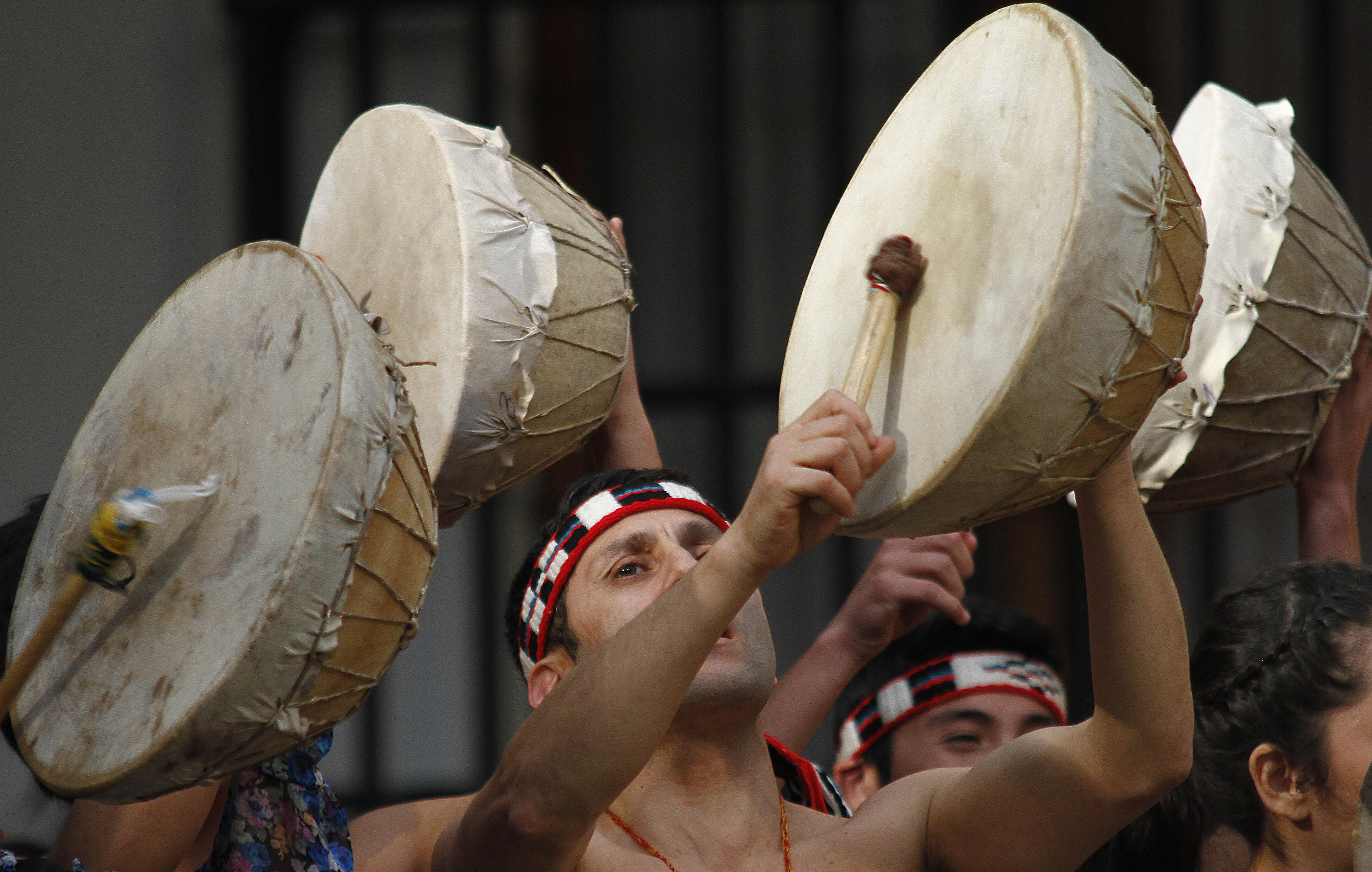 Día nacional de pueblos indígenas. Feriado 20 de junio.