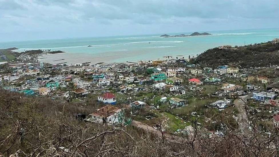 Edificios destrozados en la isla Unión