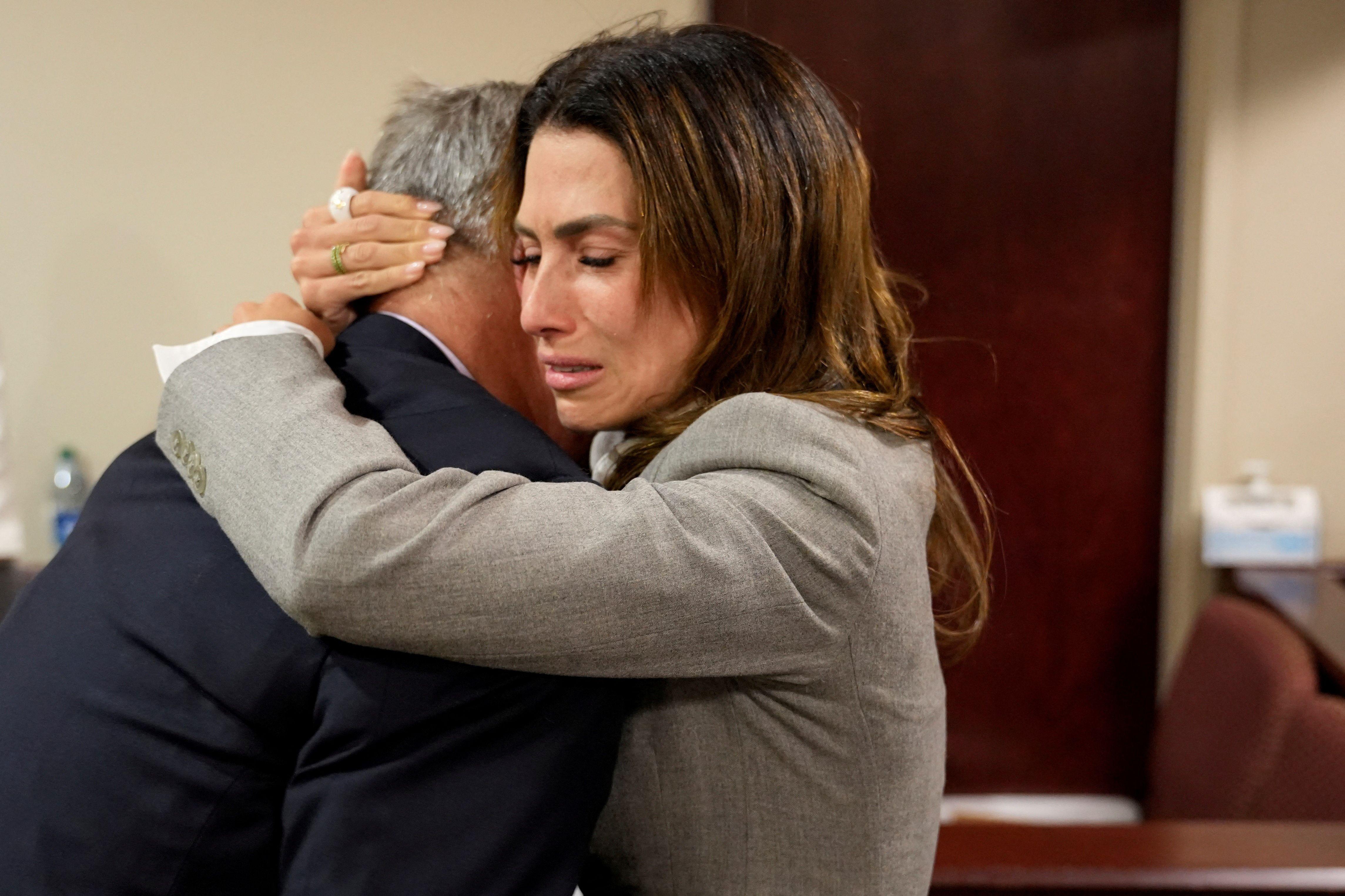 Alec Baldwin y su esposa Hilaria.