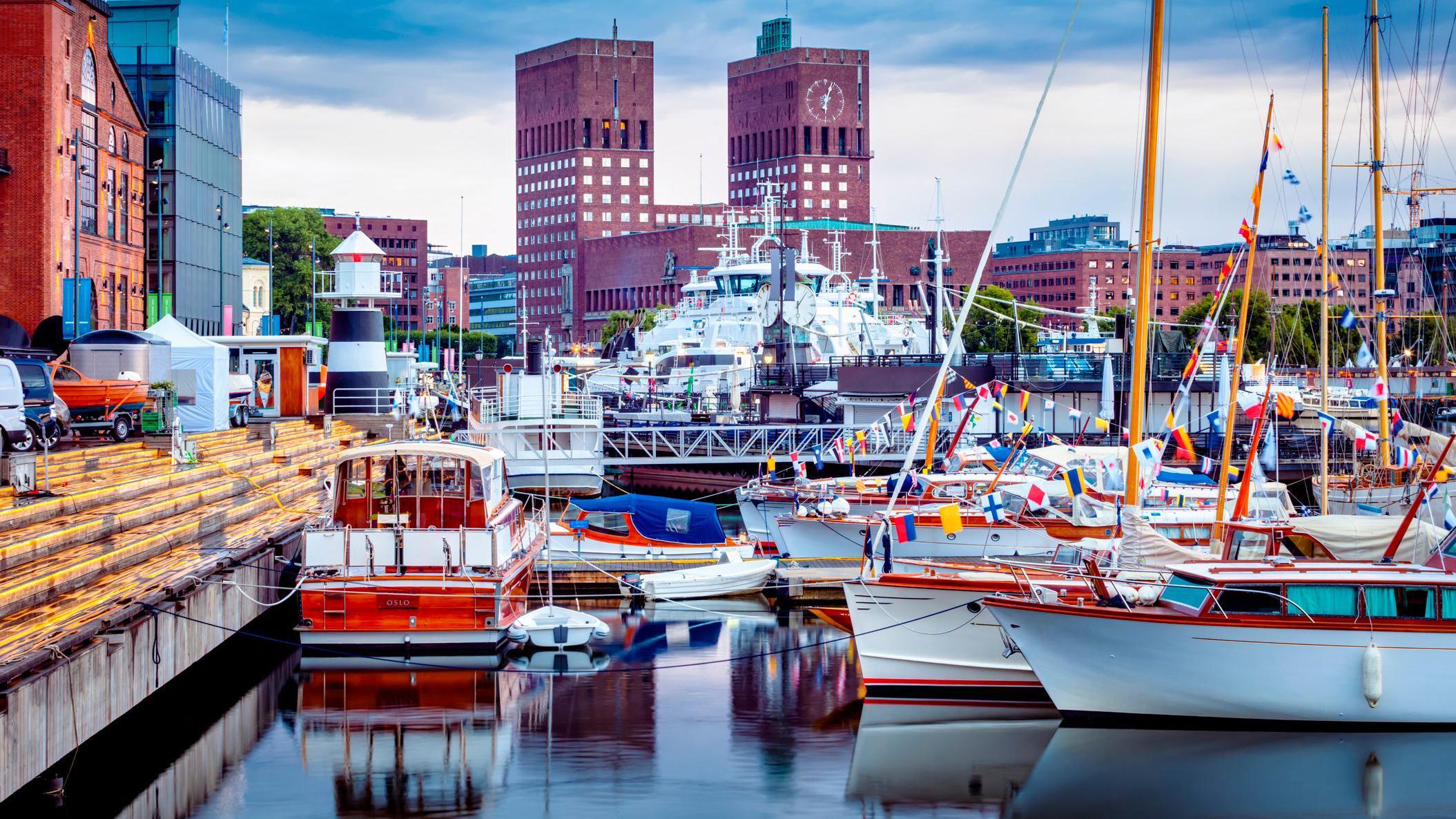 La marina de Oslo, capital de Noruega.