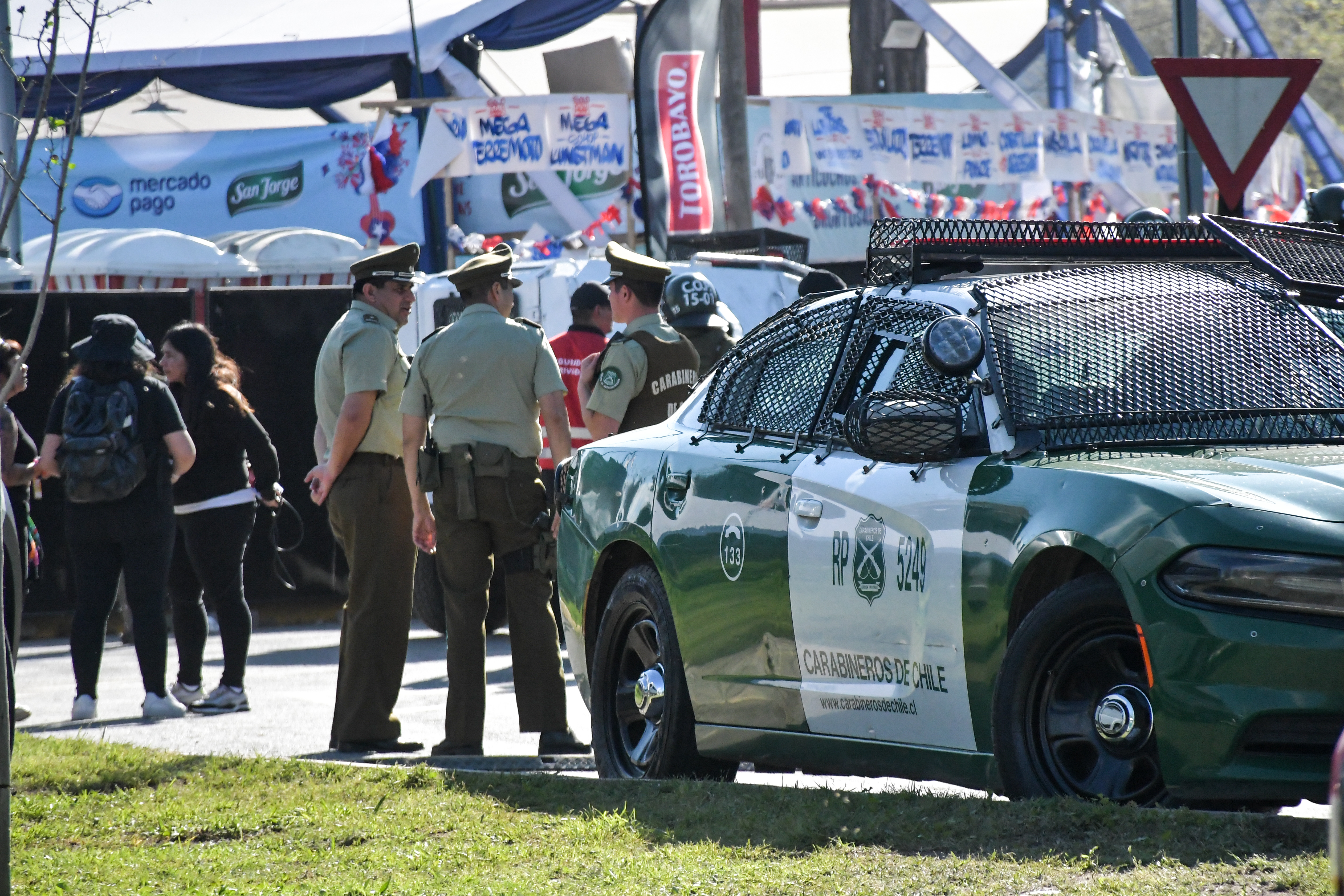 Carabineros en Fiestas Patrias.