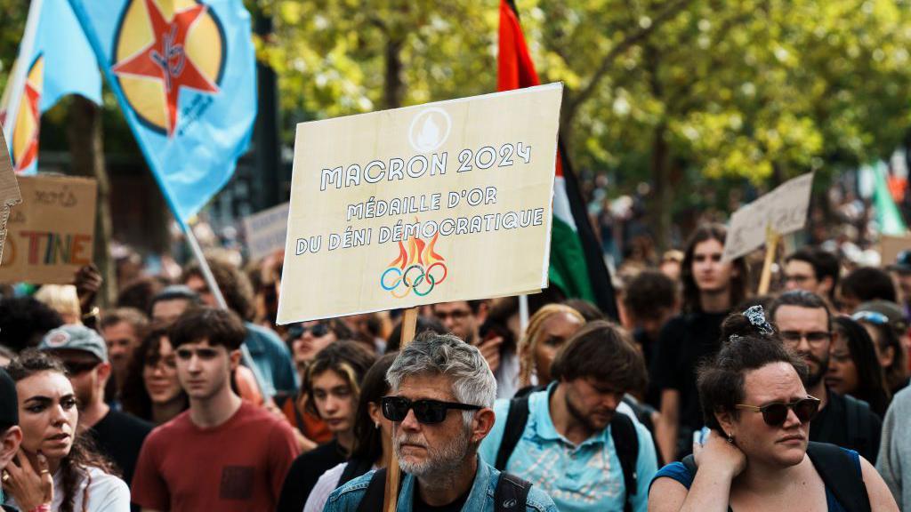 Manifestantes en París