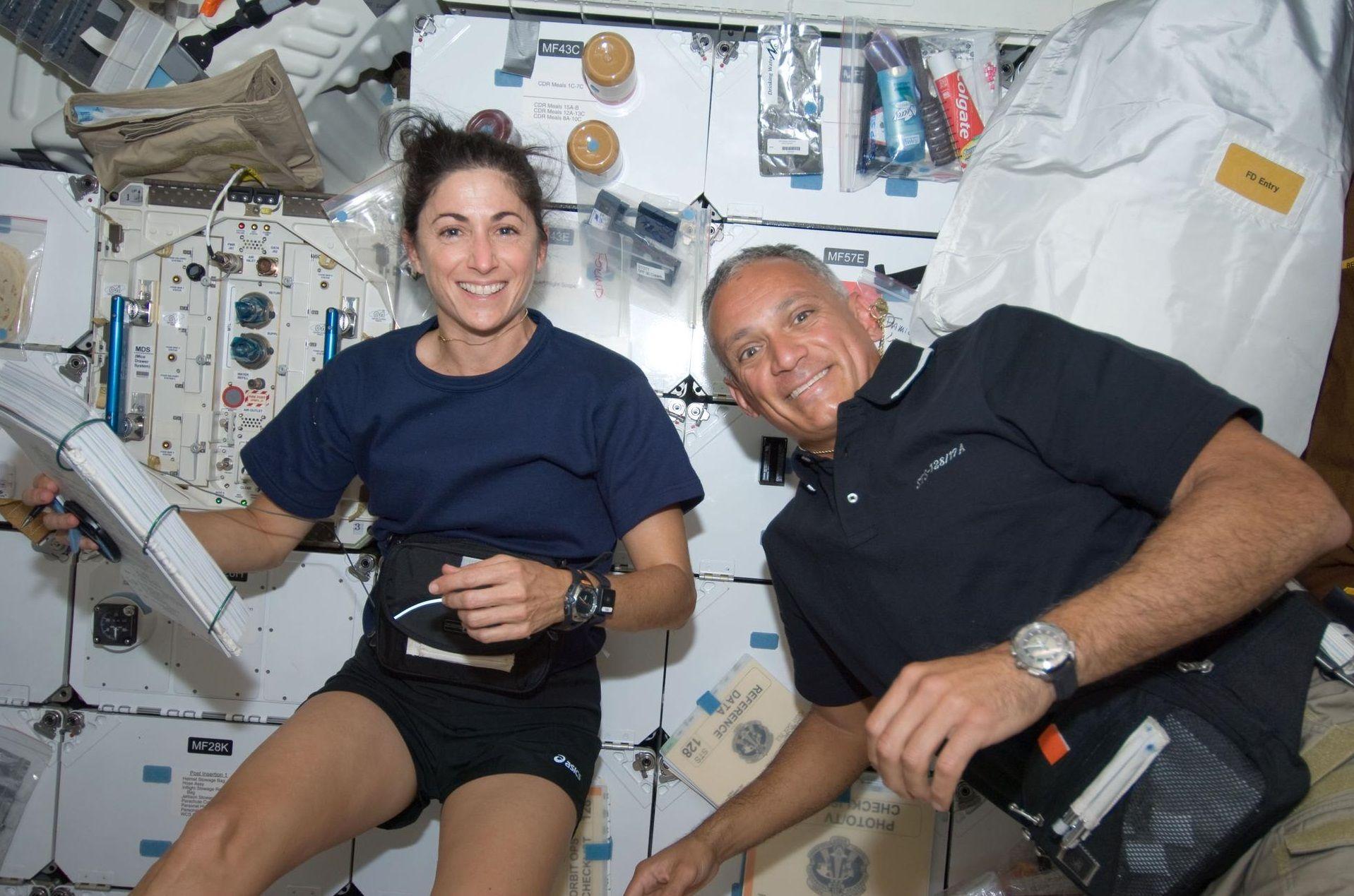 Astronautas en la Estación Espacial Internacional