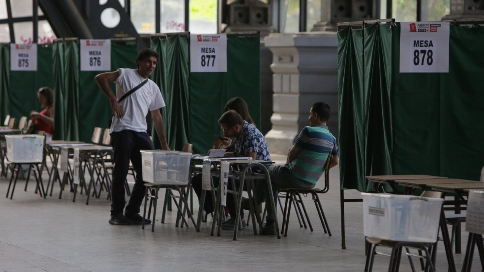 Vocales de mesa reemplazantes