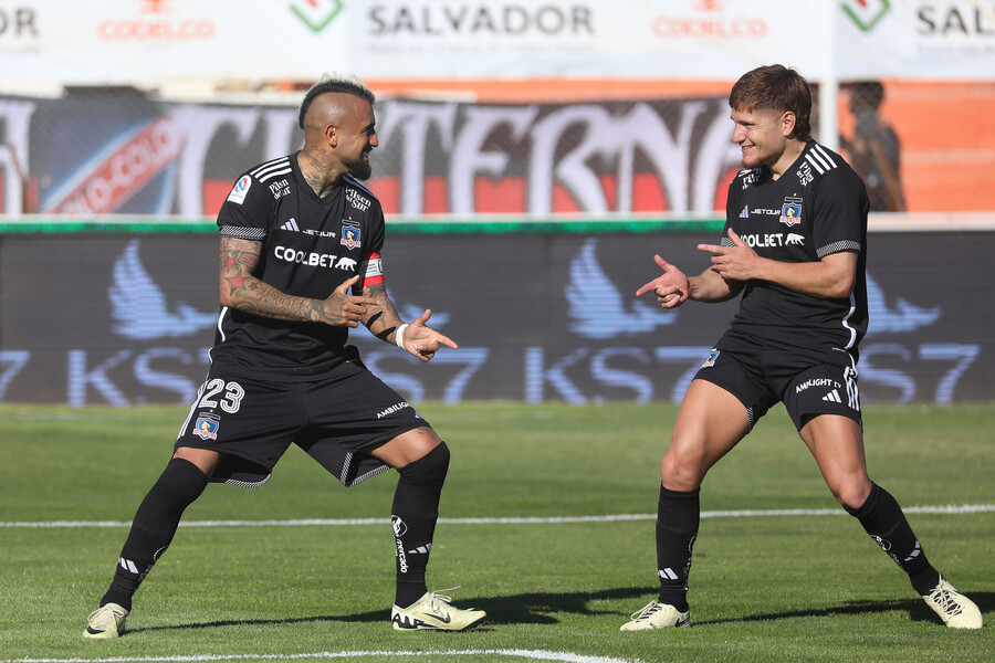 Arturo Vidal y Leonardo Gil