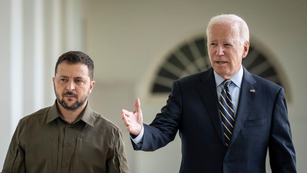 joe biden y zelensky 