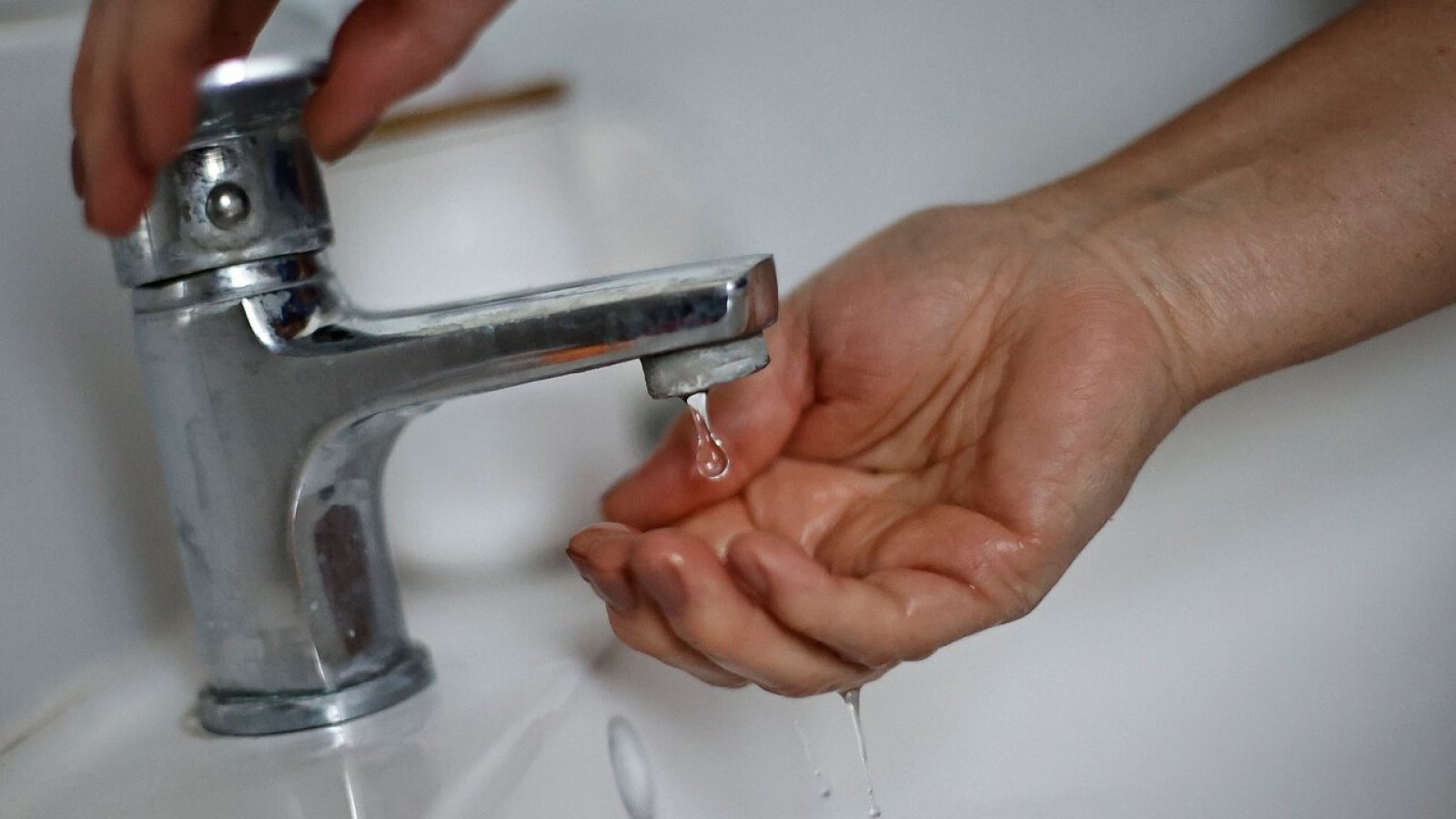 Agua de la llave. Cuentas del agua de Aguas Andinas