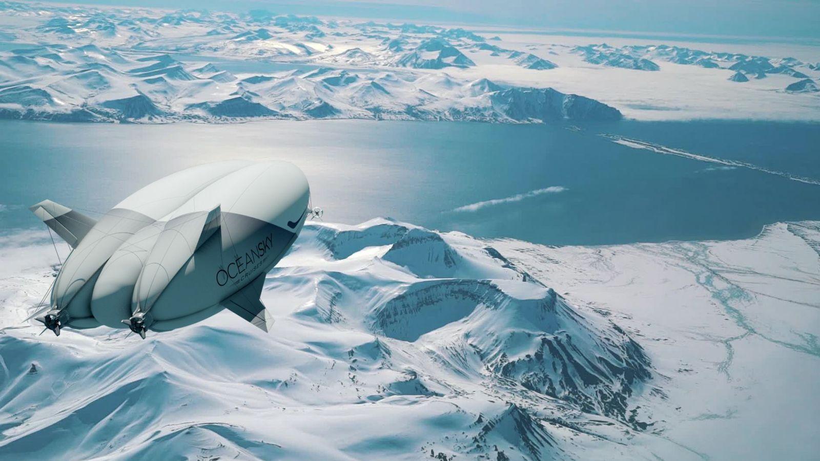 Un dirigible de Ocean Sky Cruises sobrevolando una zona lleba de nieve