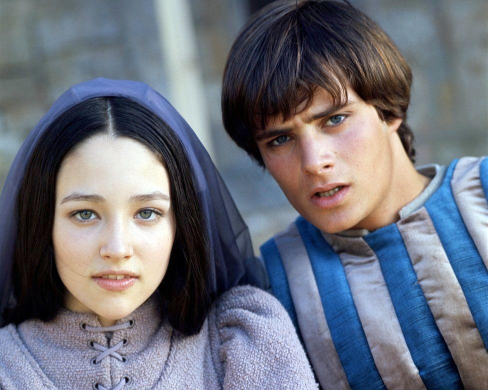 Olivia Hussey y Leonard Whiting