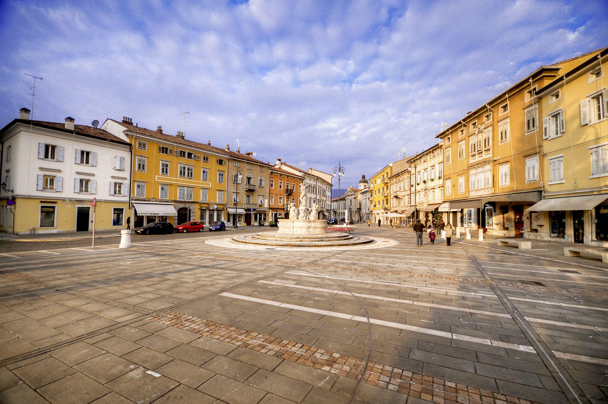 Una plaza de Gorizia